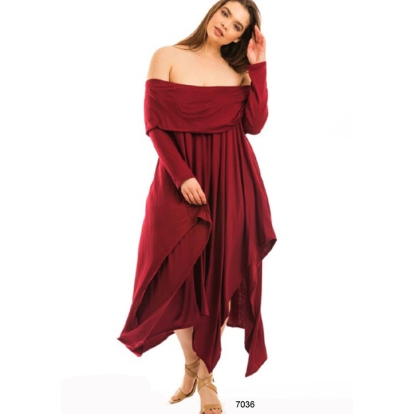 Dresses & Skirts - Burgundy Asymmetrical Strapless Pocket Plus Dress❤